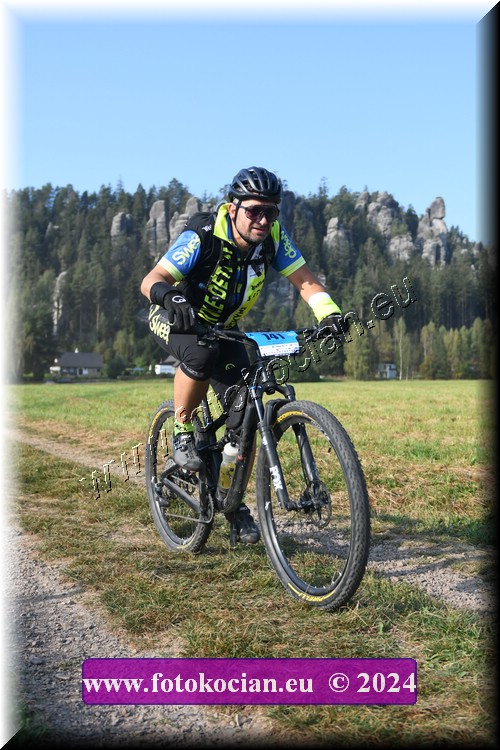 Náhled obrázku: 2024-1416-Sudety-141.JPG