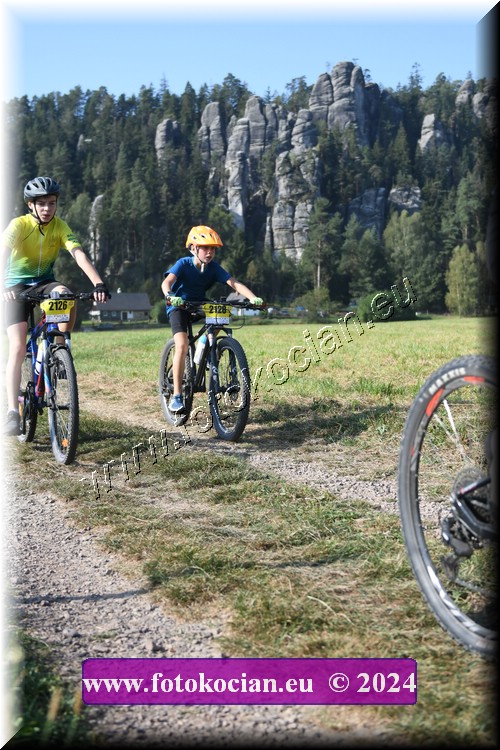 Náhled obrázku: 2024-1671-Sudety-2128,2126.JPG