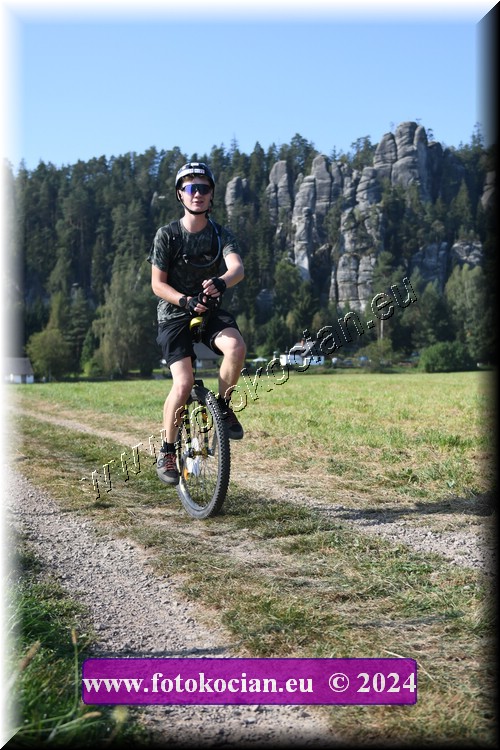 Náhled obrázku: 2024-1772-Sudety-jednokolka.JPG