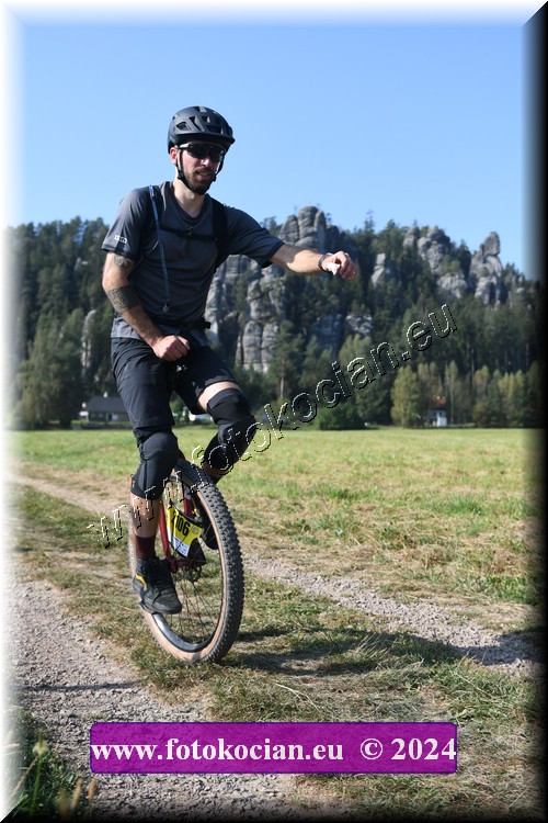 Náhled obrázku: 2024-1775-Sudety-jednokolka.JPG