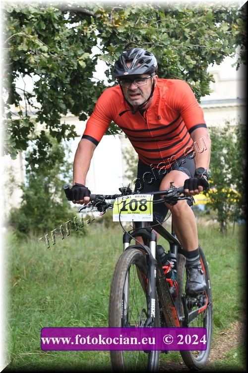 Náhled obrázku: 2024-1332-Valtice-108.JPG