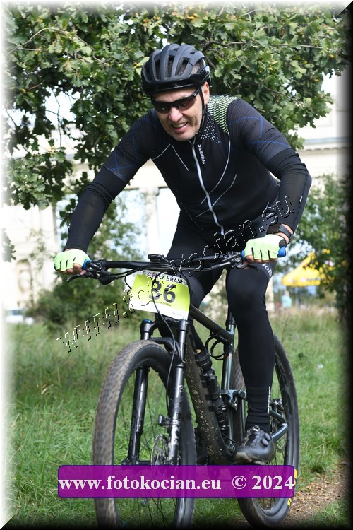 Náhled obrázku: 2024-1356-Valtice-36.JPG