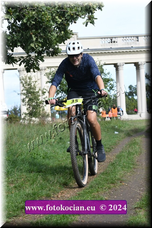 Náhled obrázku: 2024-1402-Valtice-35.JPG