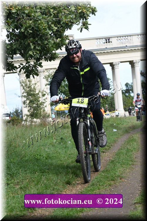 Náhled obrázku: 2024-1416-Valtice-18.JPG