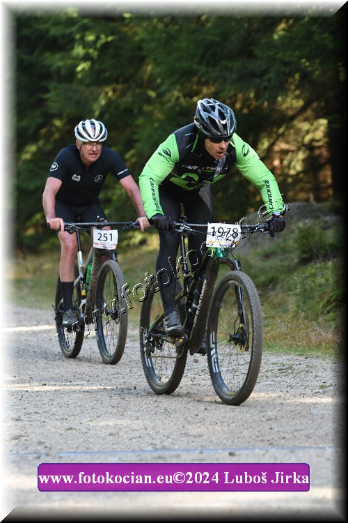 Náhled obrázku: 2024-7259-Bedrichov-1978.JPG