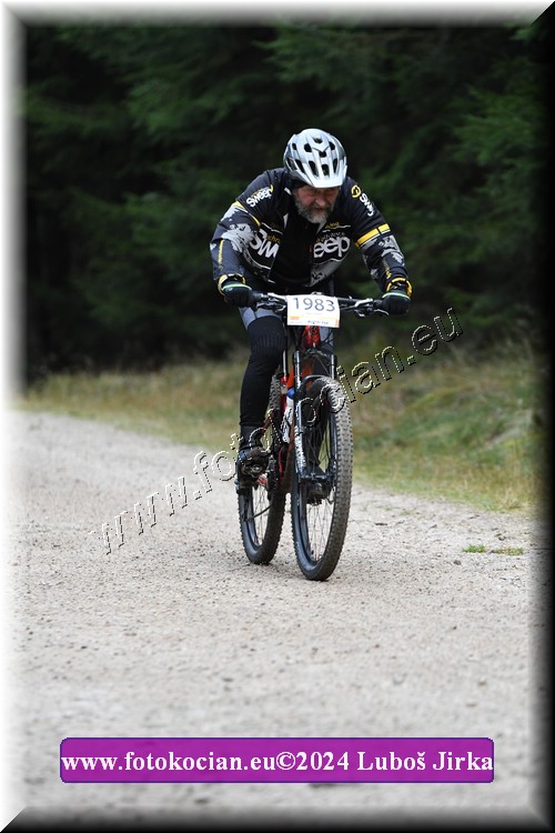 Náhled obrázku: 2024-8447-Bedrichov-1983.JPG