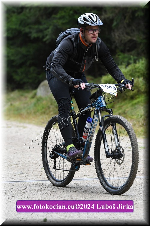 Náhled obrázku: 2024-8751-Bedrichov-1944.JPG