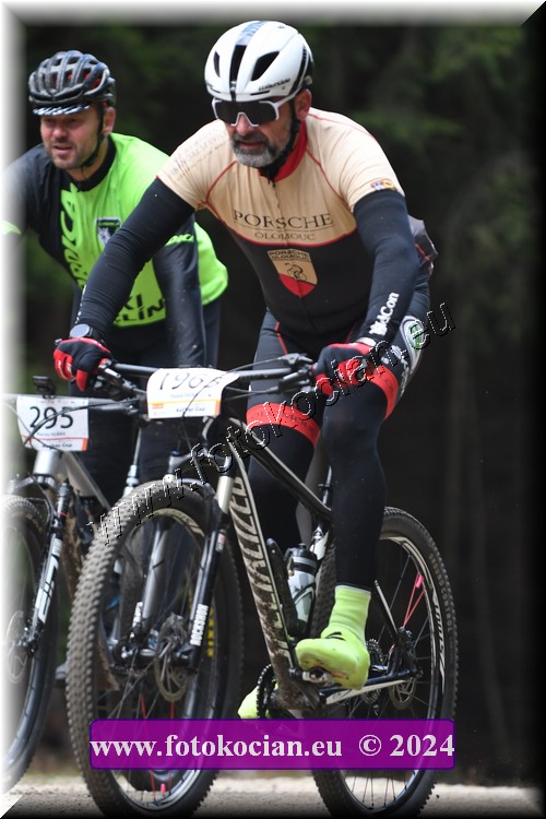 Náhled obrázku: 2024-3213-Bedrichov-1965.JPG