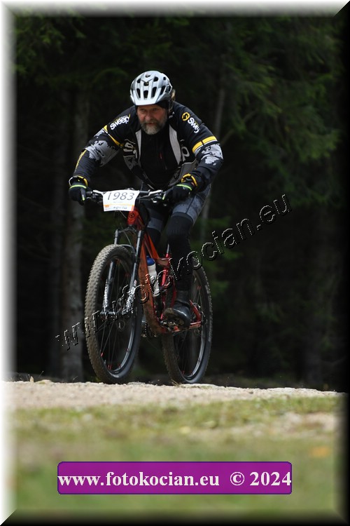 Náhled obrázku: 2024-3349-Bedrichov-1983.JPG