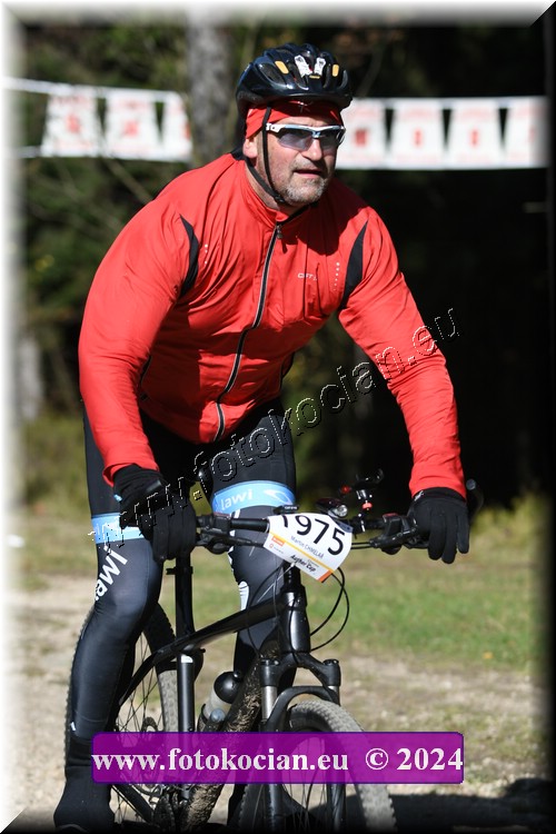 Náhled obrázku: 2024-4619-Bedrichov-1975.JPG