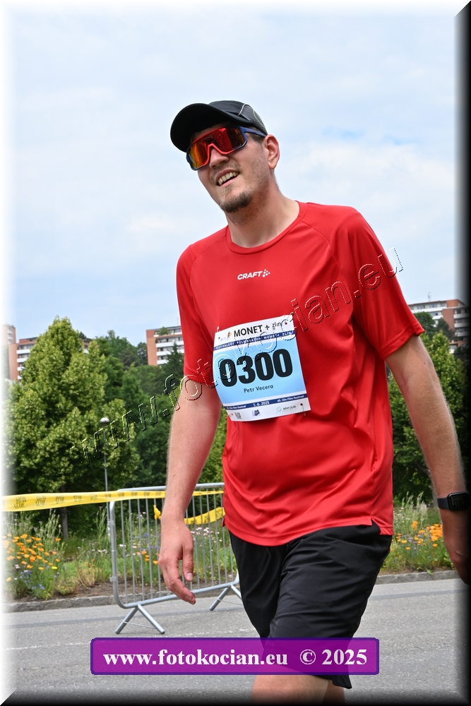 Náhled obrázku: 2025-4002-Zlin-300.JPG