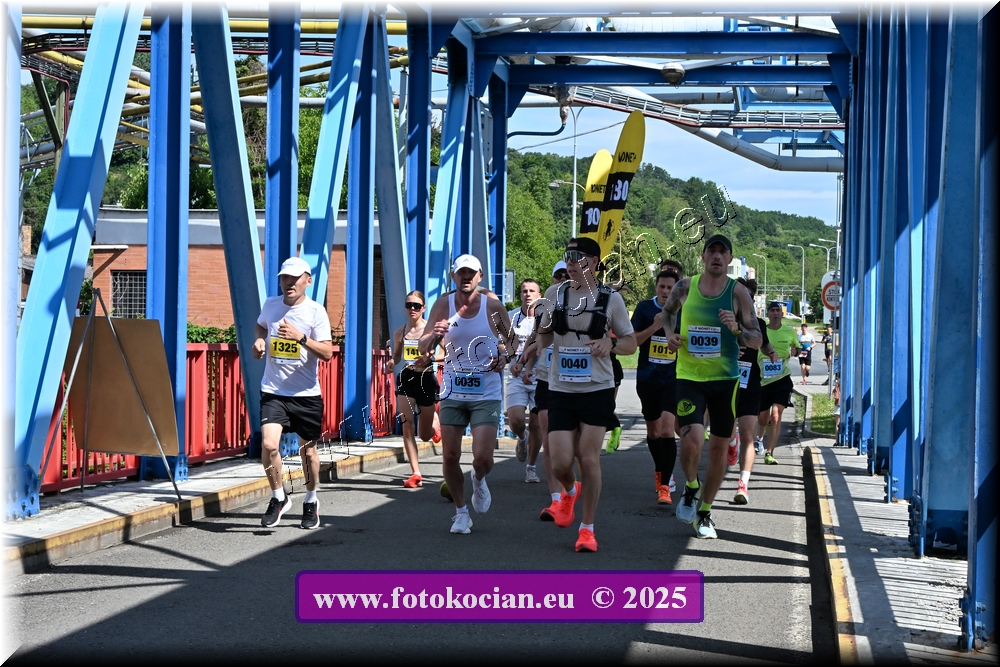 Náhled obrázku: 2025-1127-Zlin-1325,35,40,39.JPG