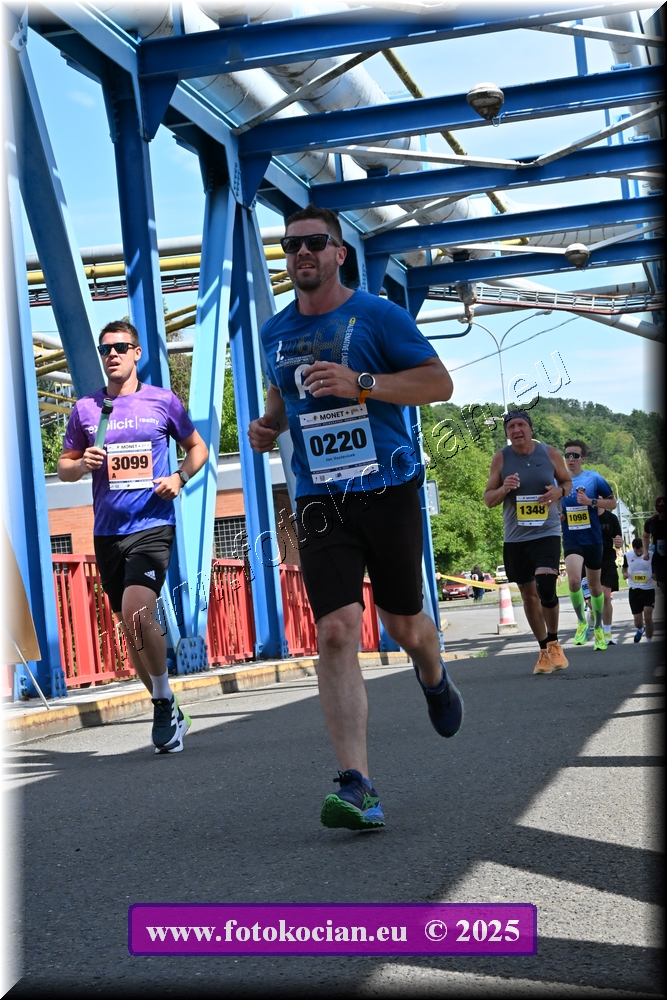 Náhled obrázku: 2025-1366-Zlin-220,3099.JPG