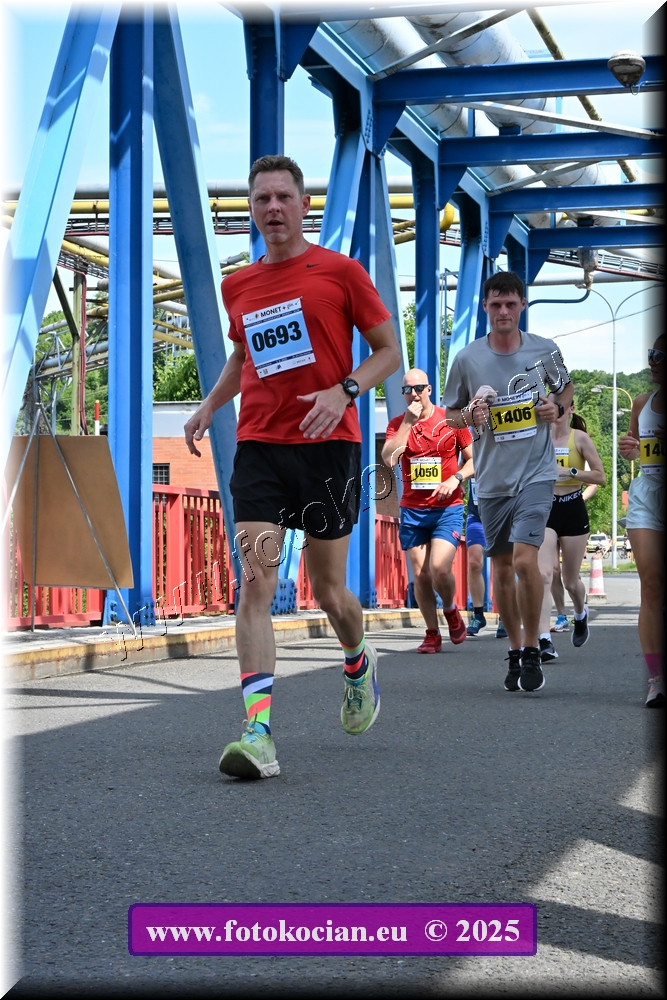 Náhled obrázku: 2025-1549-Zlin-693,1406.JPG