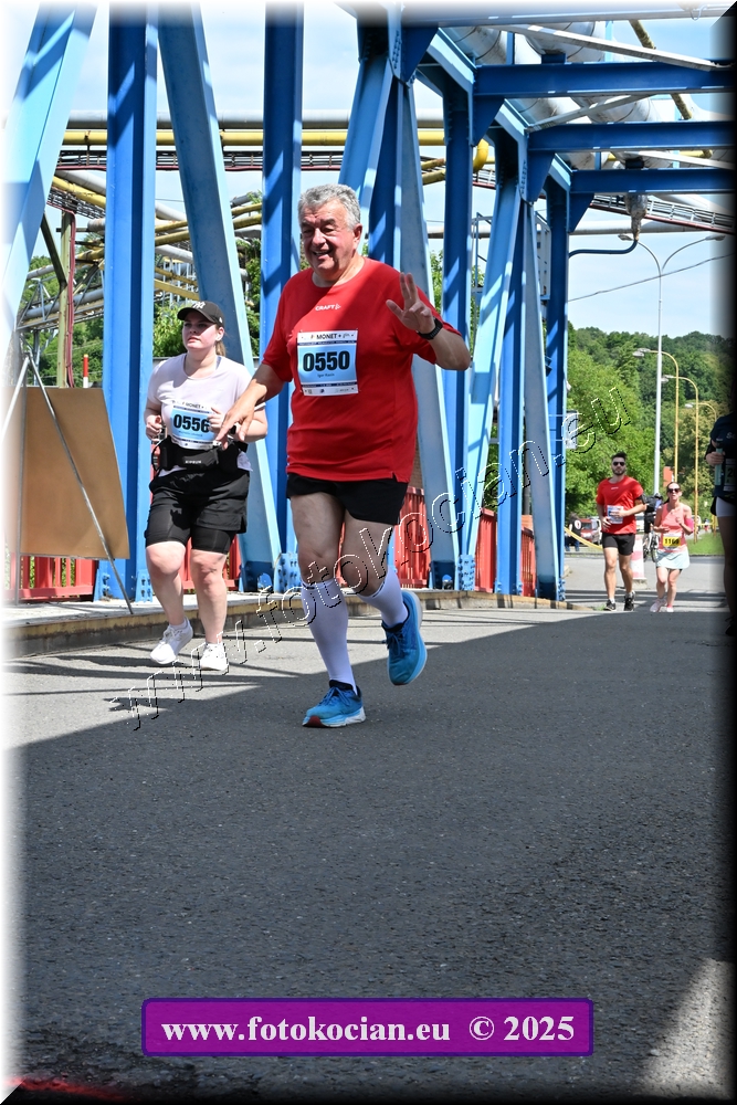 Náhled obrázku: 2025-2286-Zlin-550,556.JPG