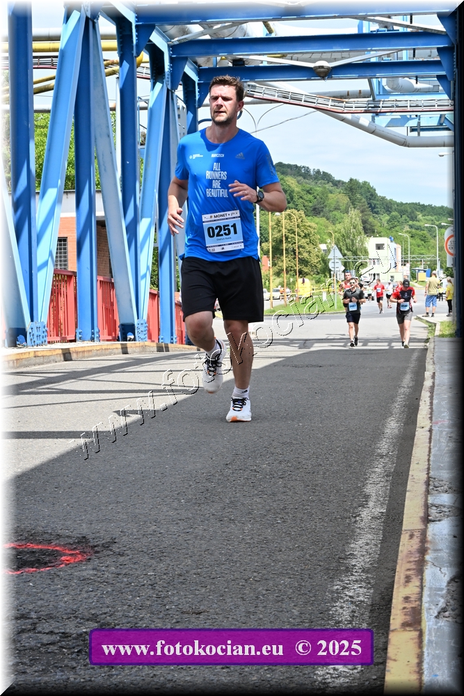 Náhled obrázku: 2025-2864-Zlin-251.JPG