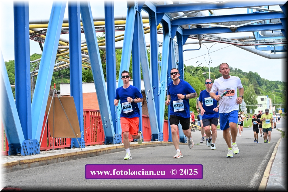 Náhled obrázku: 2025-3308-Zlin-386,380,381,3096.JPG