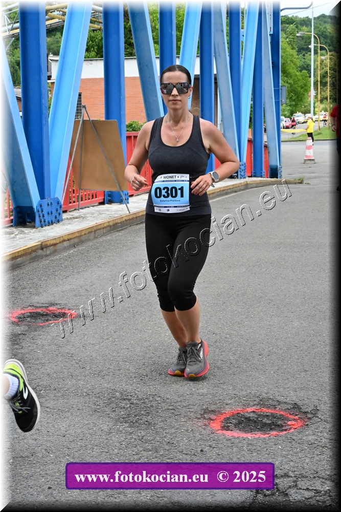 Náhled obrázku: 2025-3679-Zlin-301.JPG