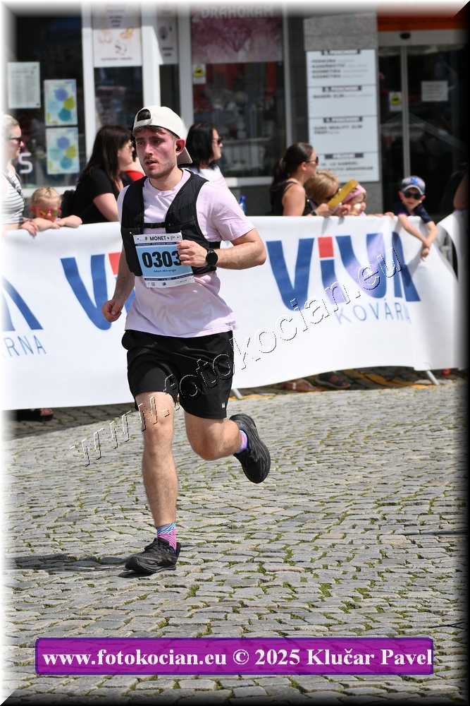 Náhled obrázku: 2025-5504-Zlin-303.JPG