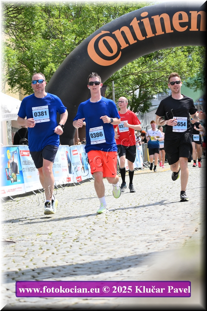 Náhled obrázku: 2025-5945-Zlin-381,386,654.JPG