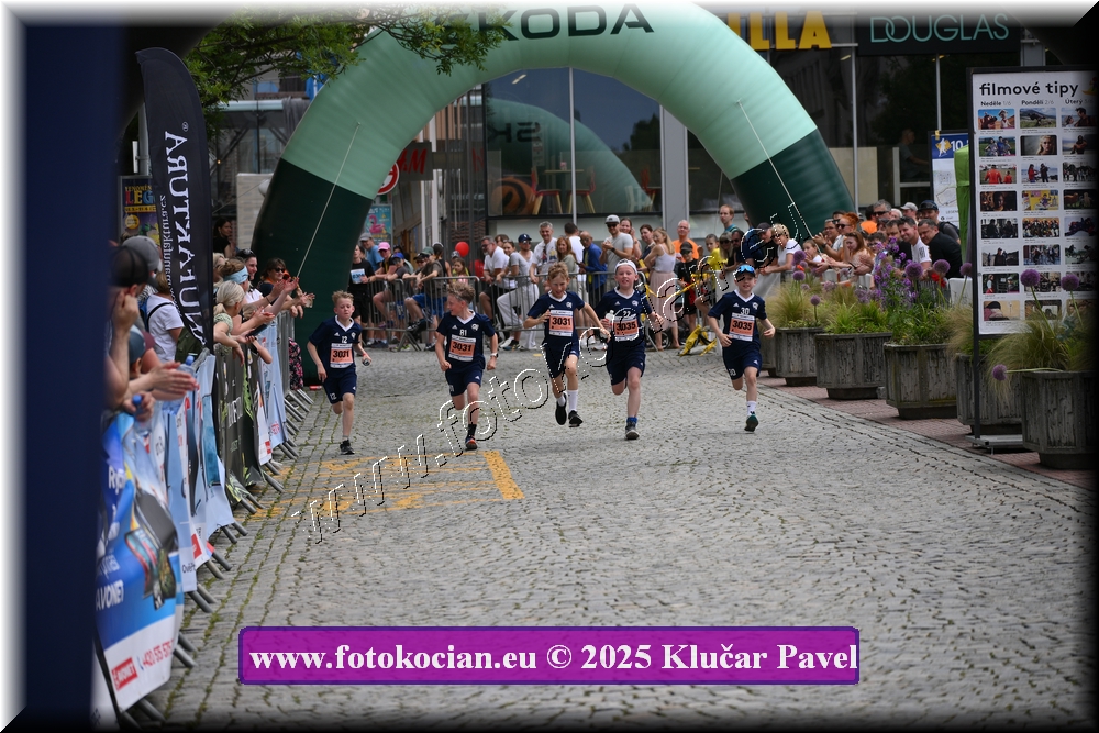 Náhled obrázku: 2025-6749-Zlin-3031,3035.JPG