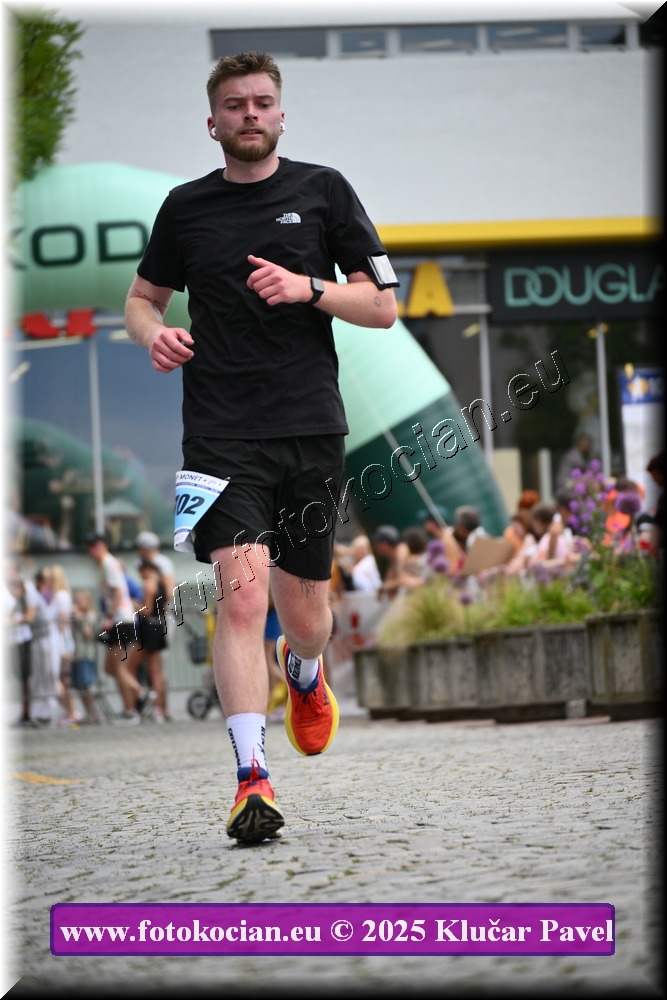 Náhled obrázku: 2025-7065-Zlin-702.JPG