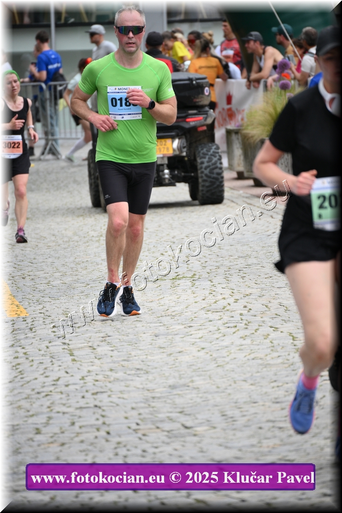 Náhled obrázku: 2025-7100-Zlin-180.JPG