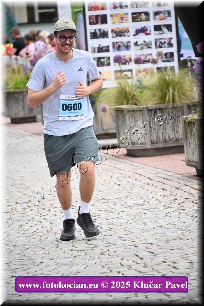 Náhled obrázku: 2025-7295-Zlin-600.JPG