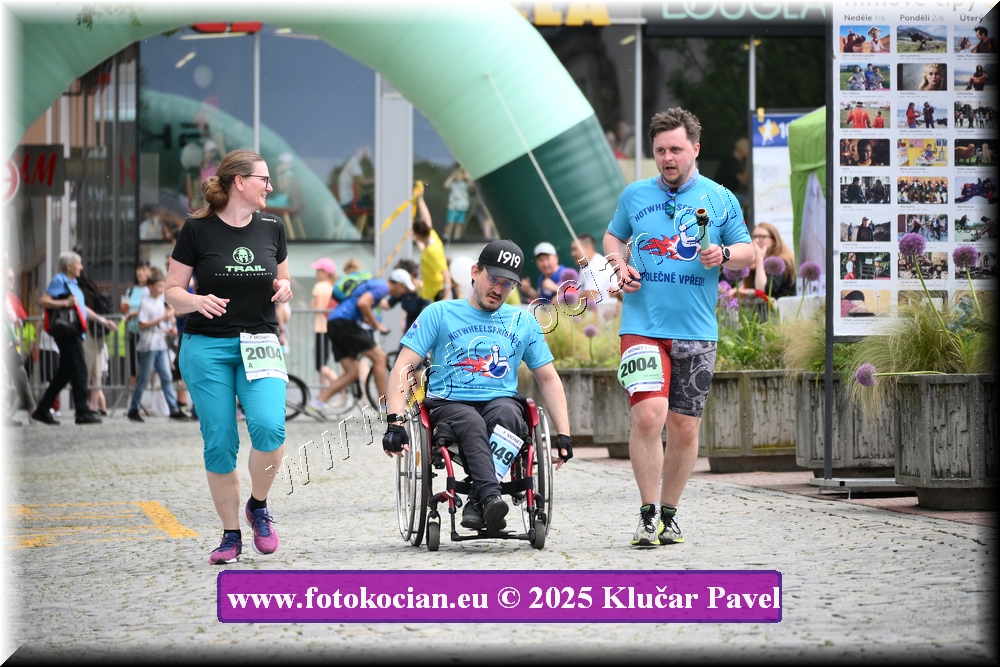 Náhled obrázku: 2025-7533-Zlin-2004,499.JPG