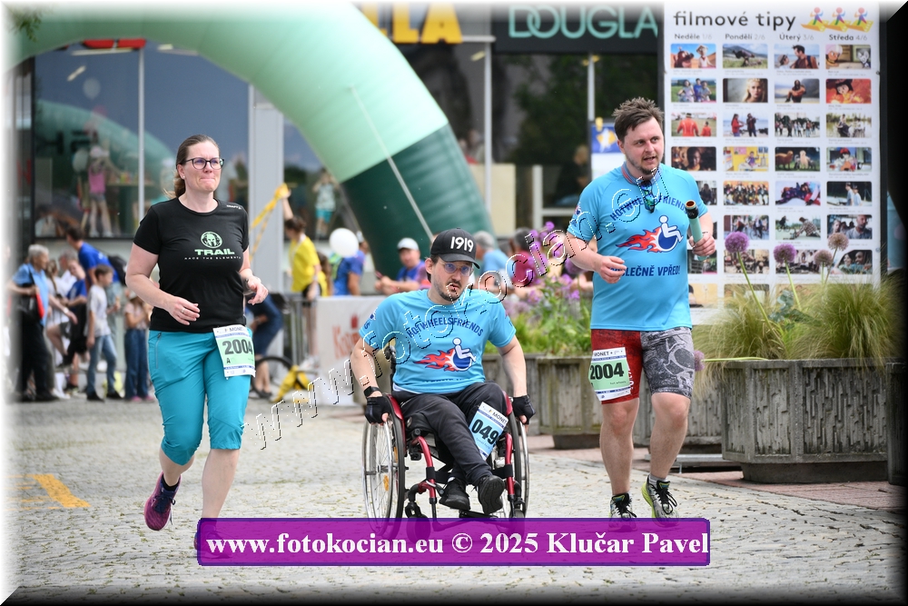 Náhled obrázku: 2025-7534-Zlin-2004,499.JPG