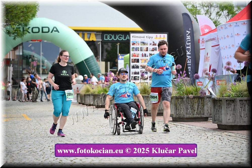 Náhled obrázku: 2025-7535-Zlin-2004,499.JPG