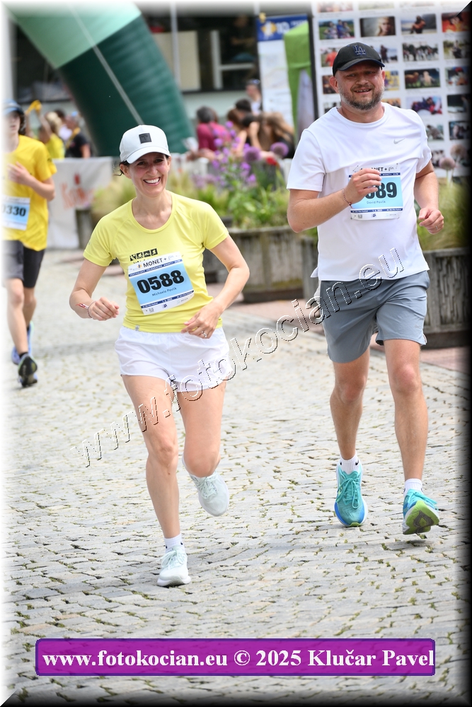 Náhled obrázku: 2025-7582-Zlin-588,589.JPG