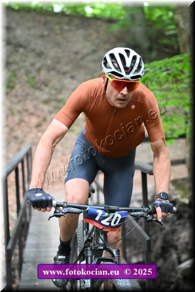 Náhled obrázku: 2025-2005-Celadna-120.JPG