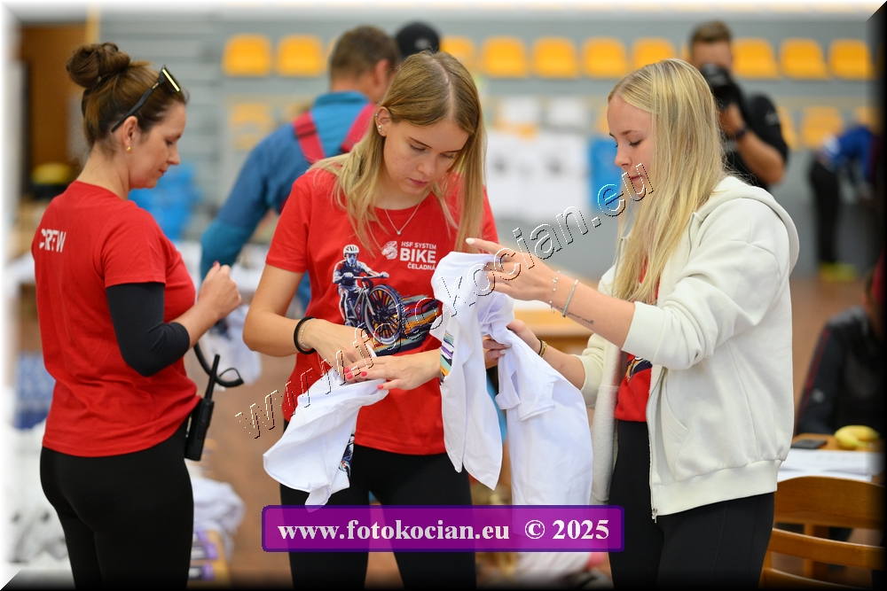 Náhled obrázku: 2025-4418-Celadna-.JPG