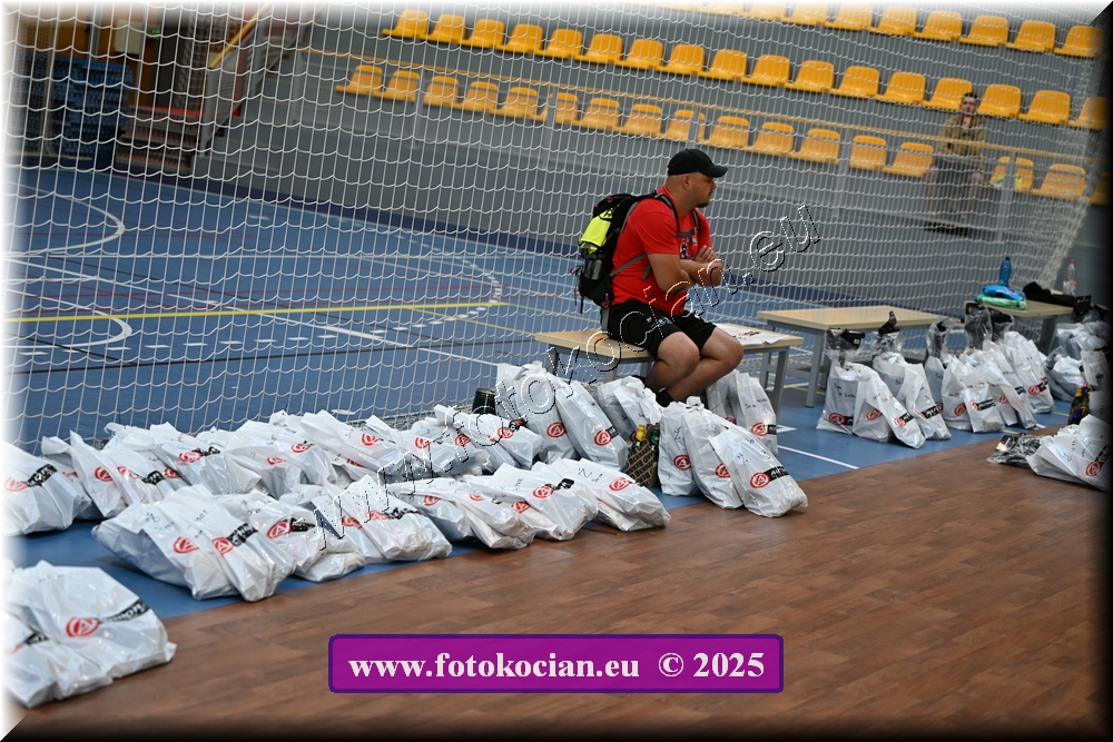 Náhled obrázku: 2025-5004-Celadna-.JPG