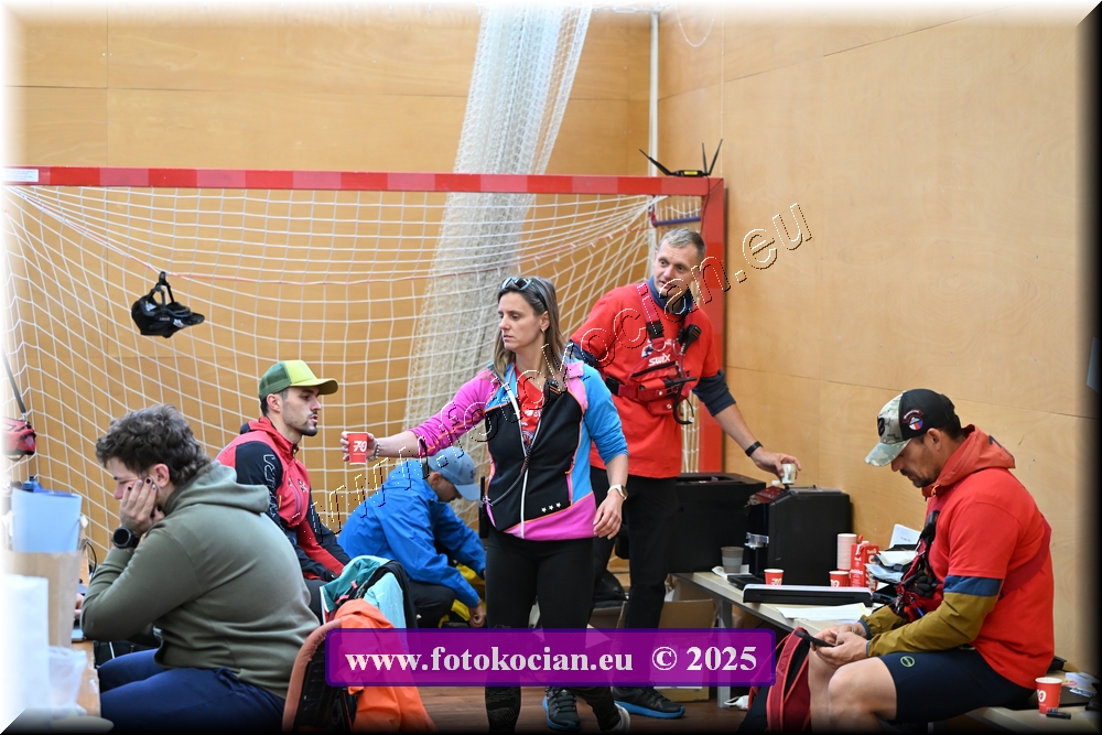 Náhled obrázku: 2025-5007-Celadna-.JPG