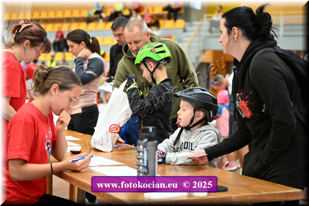 Náhled obrázku: 2025-5027-Celadna-.JPG