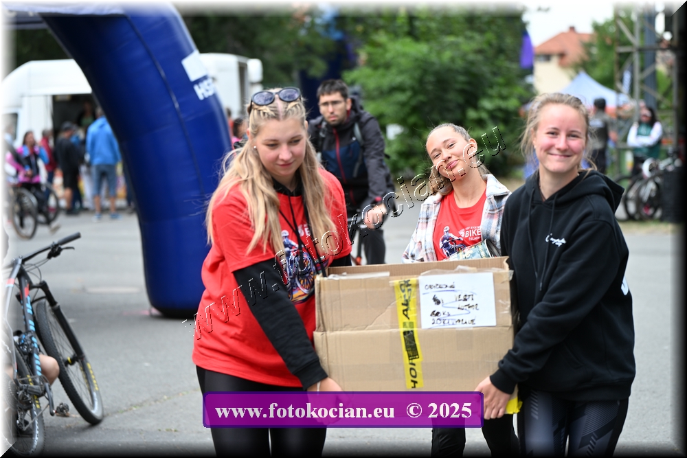 Náhled obrázku: 2025-5038-Celadna-.JPG