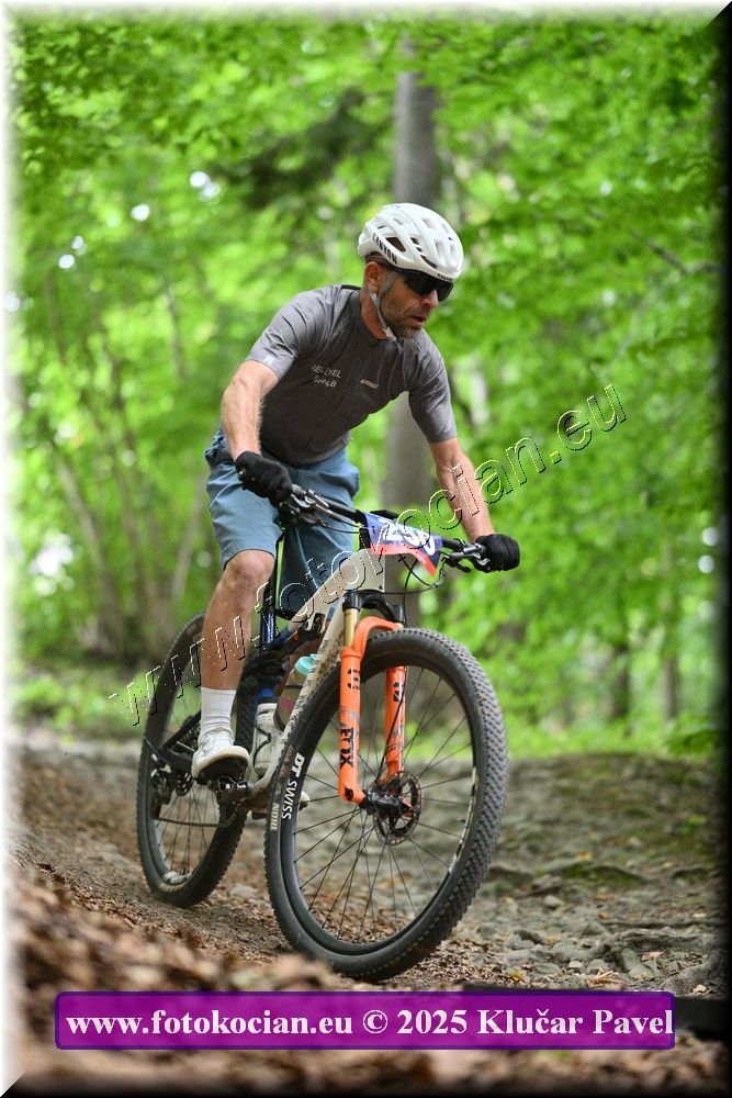 Náhled obrázku: 2025-4221-Celadna-250.JPG