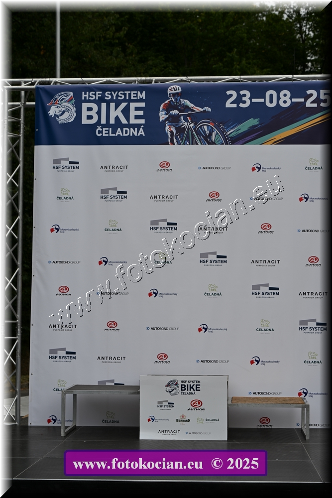 Náhled obrázku: 2025-2256-Celadna-.JPG