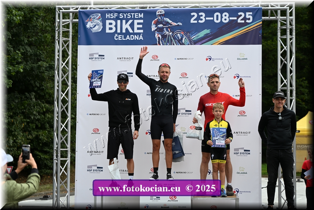 Náhled obrázku: 2025-2286-Celadna-.JPG