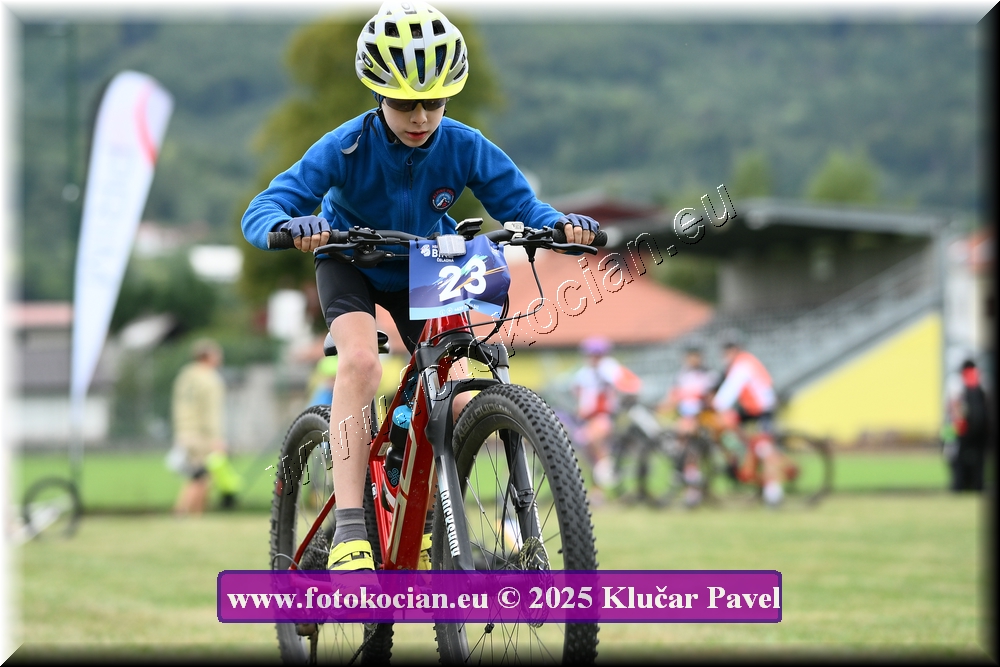 Náhled obrázku: 2025-3039-Celadna-.JPG