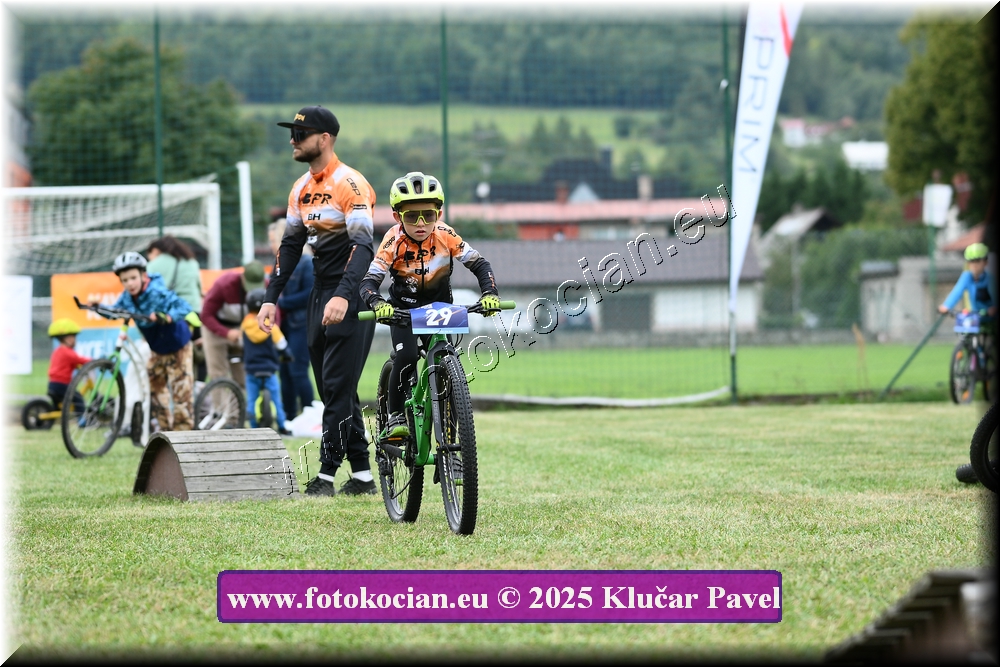 Náhled obrázku: 2025-3041-Celadna-.JPG