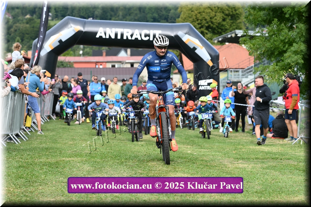 Náhled obrázku: 2025-3181-Celadna-.JPG