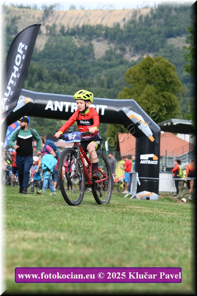 Náhled obrázku: 2025-3232-Celadna-.JPG