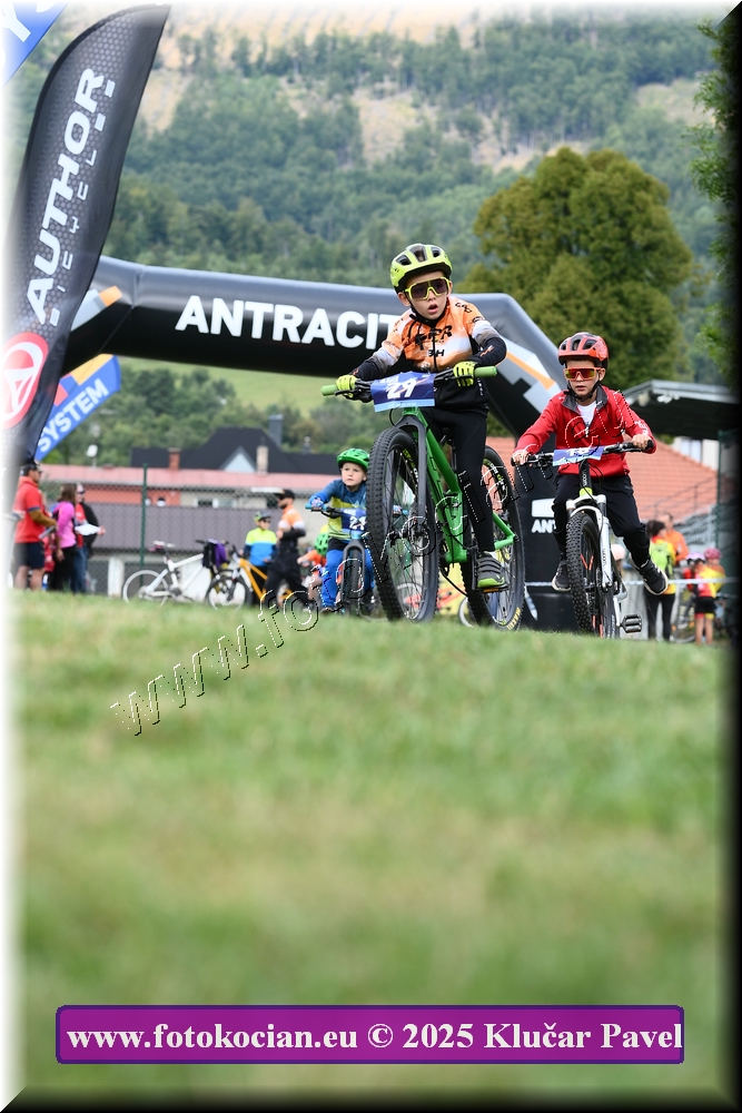 Náhled obrázku: 2025-3266-Celadna-.JPG