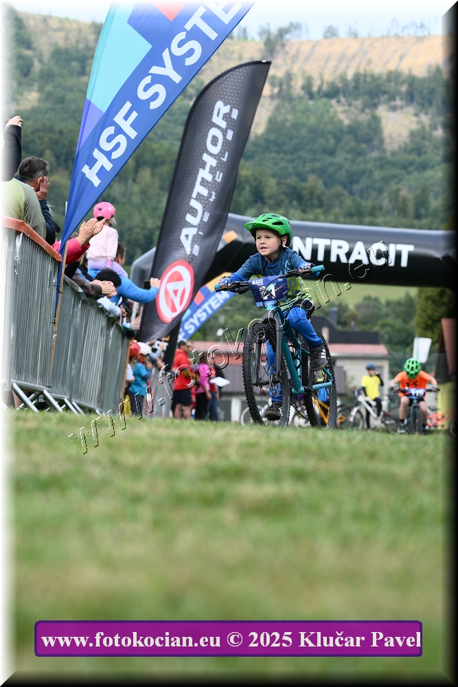 Náhled obrázku: 2025-3268-Celadna-.JPG