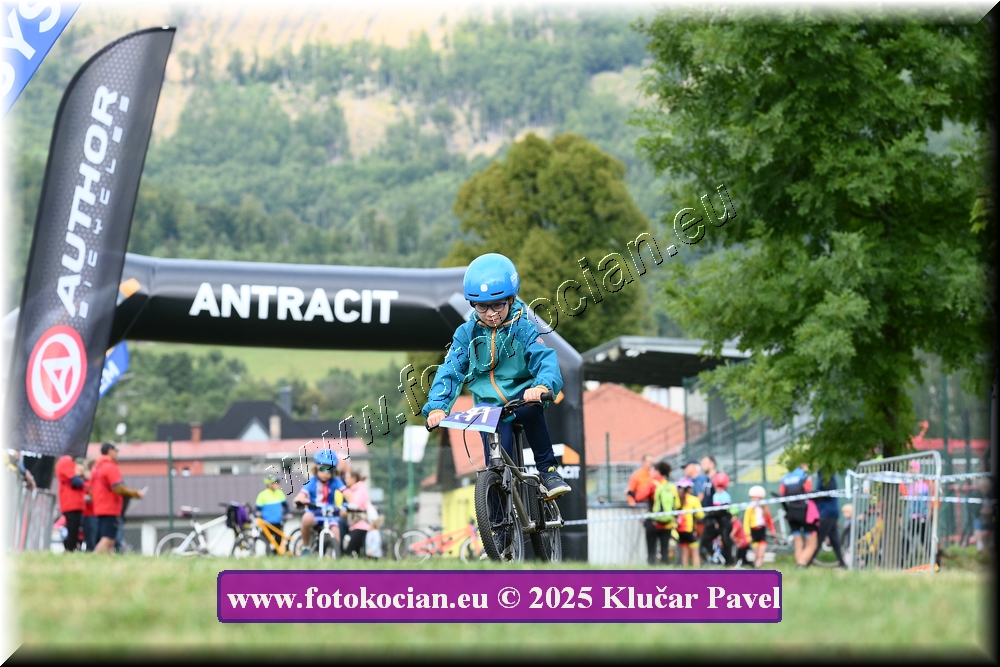 Náhled obrázku: 2025-3281-Celadna-.JPG