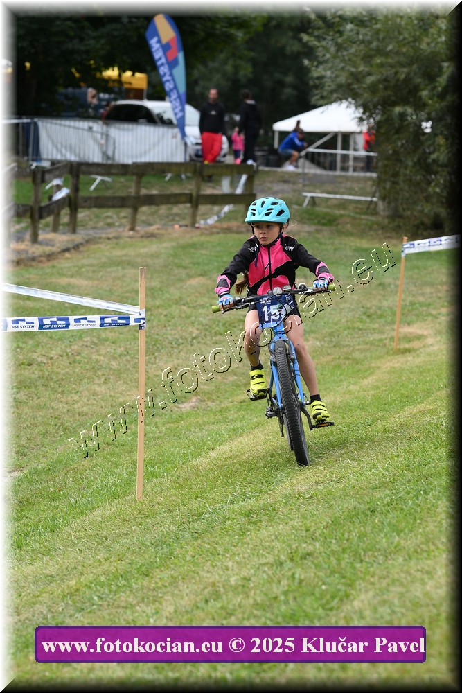 Náhled obrázku: 2025-3302-Celadna-.JPG