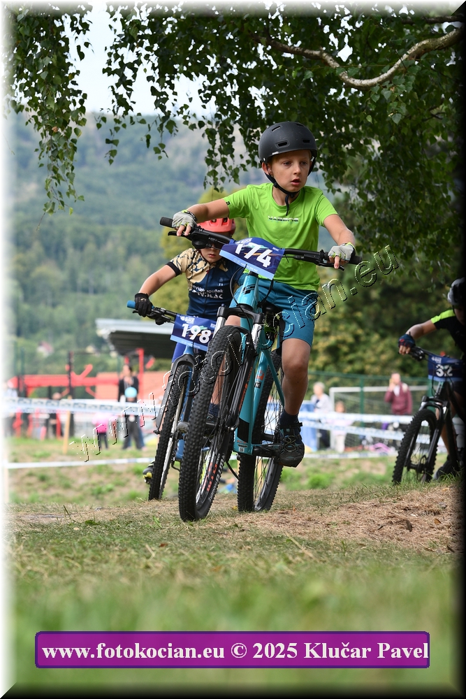 Náhled obrázku: 2025-3319-Celadna-.JPG